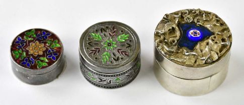 MEM; an Elizabeth II hallmarked silver and enamel pill box with applied decoration, Birmingham 1983,