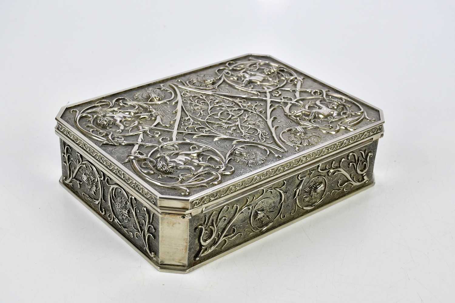 A modern white metal jewellery box, profusely decorated with scrolling foliage and cherubs, height - Image 3 of 4