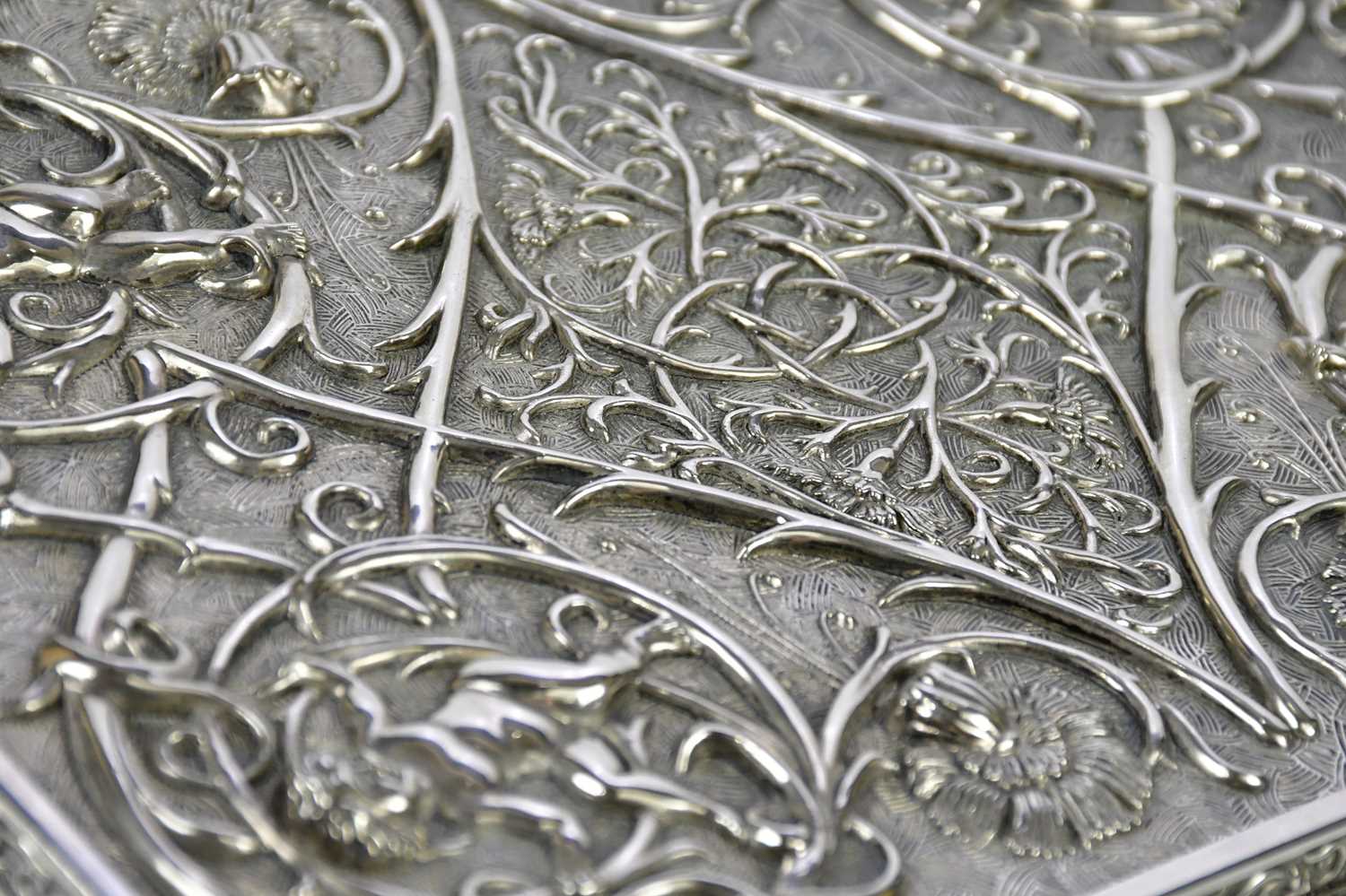 A modern white metal jewellery box, profusely decorated with scrolling foliage and cherubs, height - Image 4 of 4