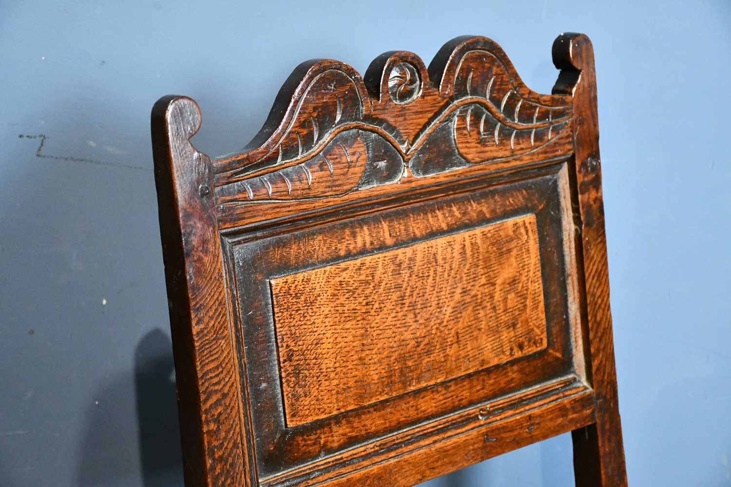 A pair of oak back stools, circa 1700, with panelled backs and plank seats, on turned and block - Image 3 of 12