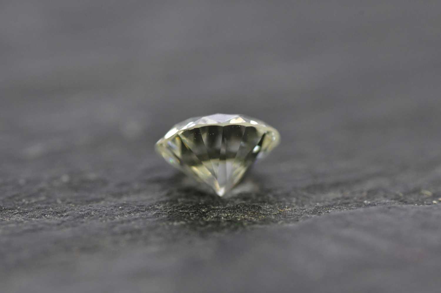 Standard VAT A loose diamond, the round brilliant cut stone weighing approx. 0.90cts, colour K/L, - Image 2 of 2