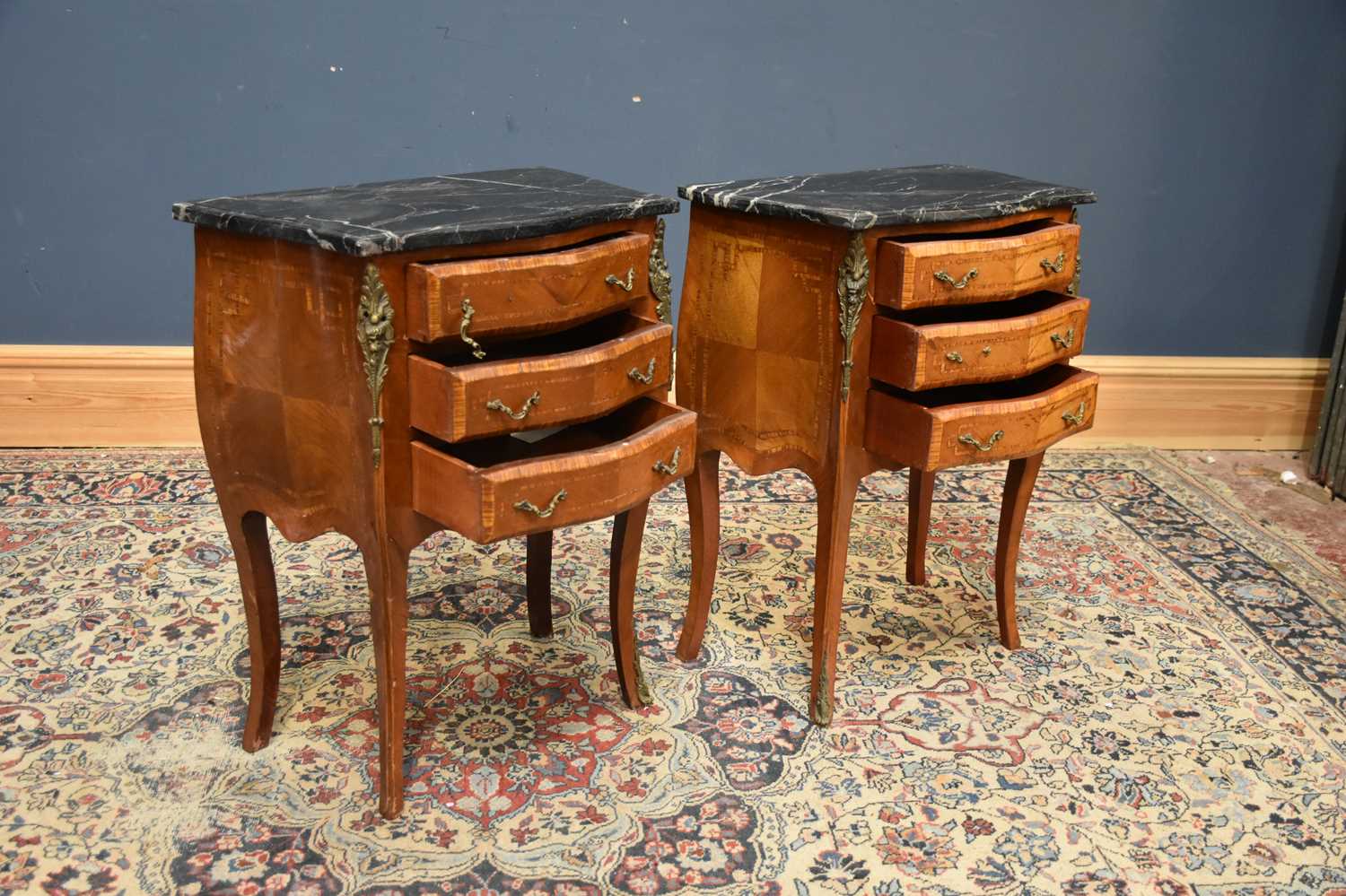 A pair of reproduction serpentine front marble top bombe shaped three drawer side cabinets with - Image 3 of 4