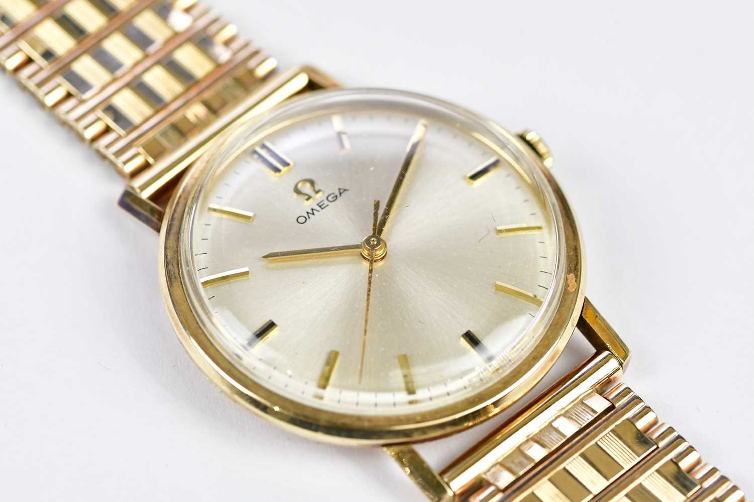 OMEGA; a vintage gentleman’s wristwatch with baton markers to the circular dial and with 9ct - Image 2 of 7