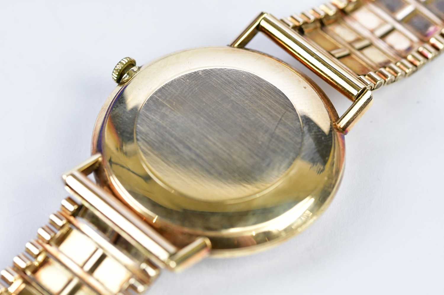 OMEGA; a vintage gentleman’s wristwatch with baton markers to the circular dial and with 9ct - Image 6 of 7