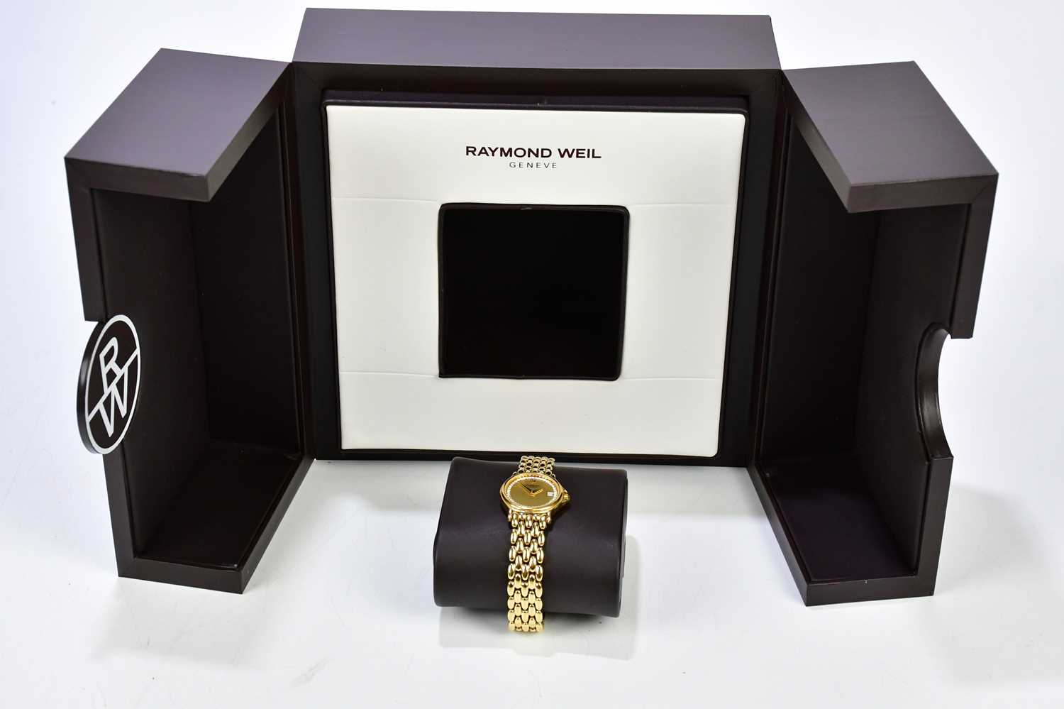 RAYMOND WEIL; a lady's gold plated wristwatch with circular dial set with date aperture with both - Image 5 of 6