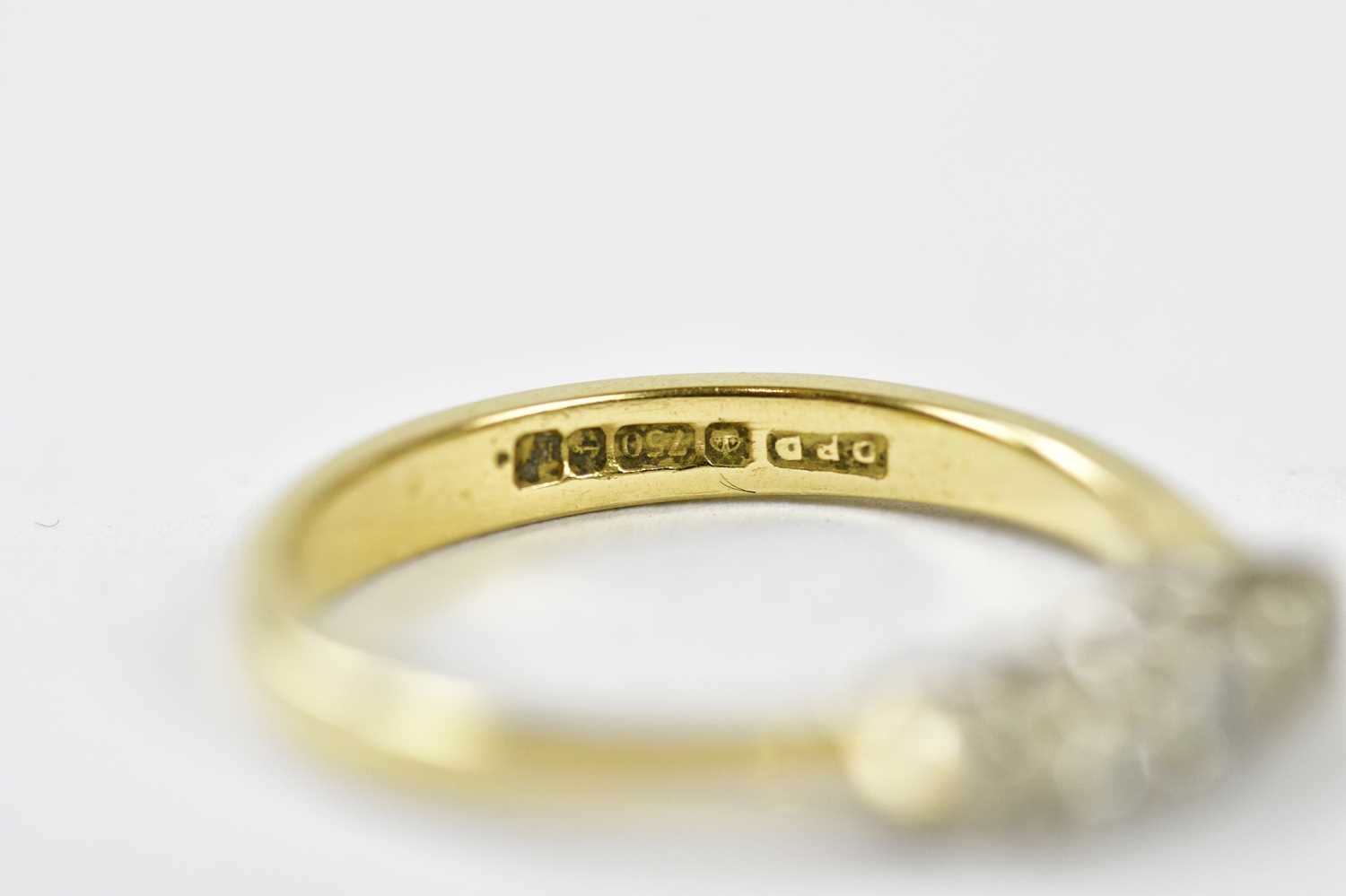 An 18ct yellow gold and tiny five stone graduated diamond ring, size M, approx. 3.1g. - Image 3 of 3