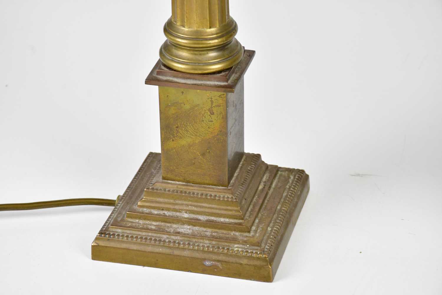 GOLDSMITHS COMPANY; a Victorian silver plated Corinthian column table lamp, on stepped base, - Image 3 of 3