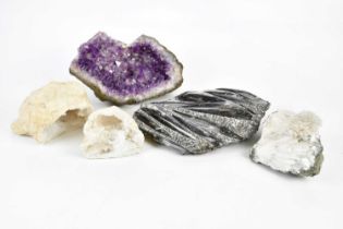 Four natural stones, including amethyst, and a orthoceras fossil plate, length 27cm (5)