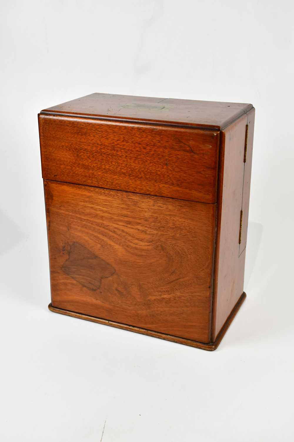 A Regency mahogany apothecary cabinet, the pair of doors enclosing an arrangement of bottles and - Image 4 of 5