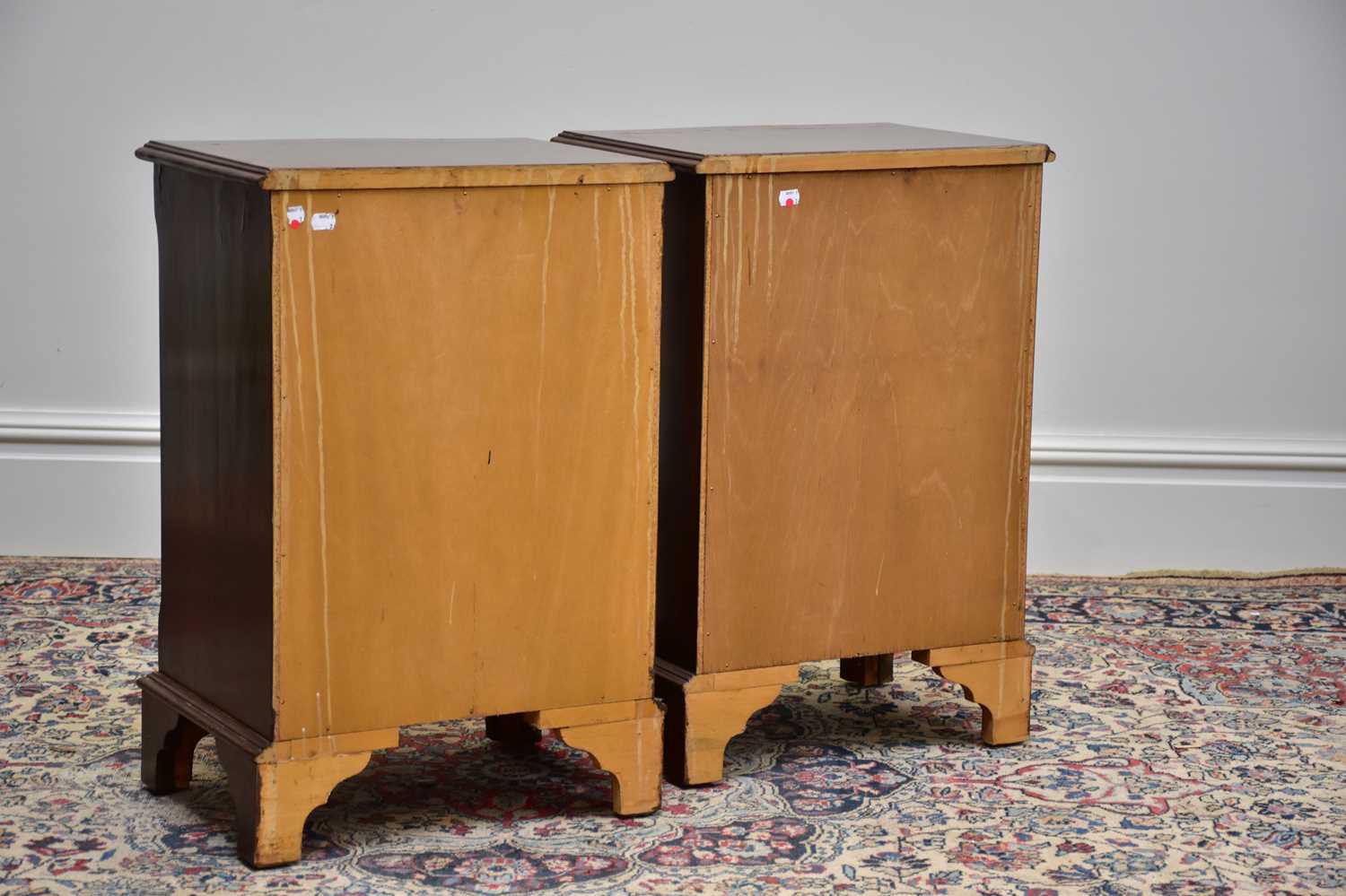 A pair of reproduction mahogany serpentine fronted chests of four drawers on bracket feet, height - Image 3 of 3
