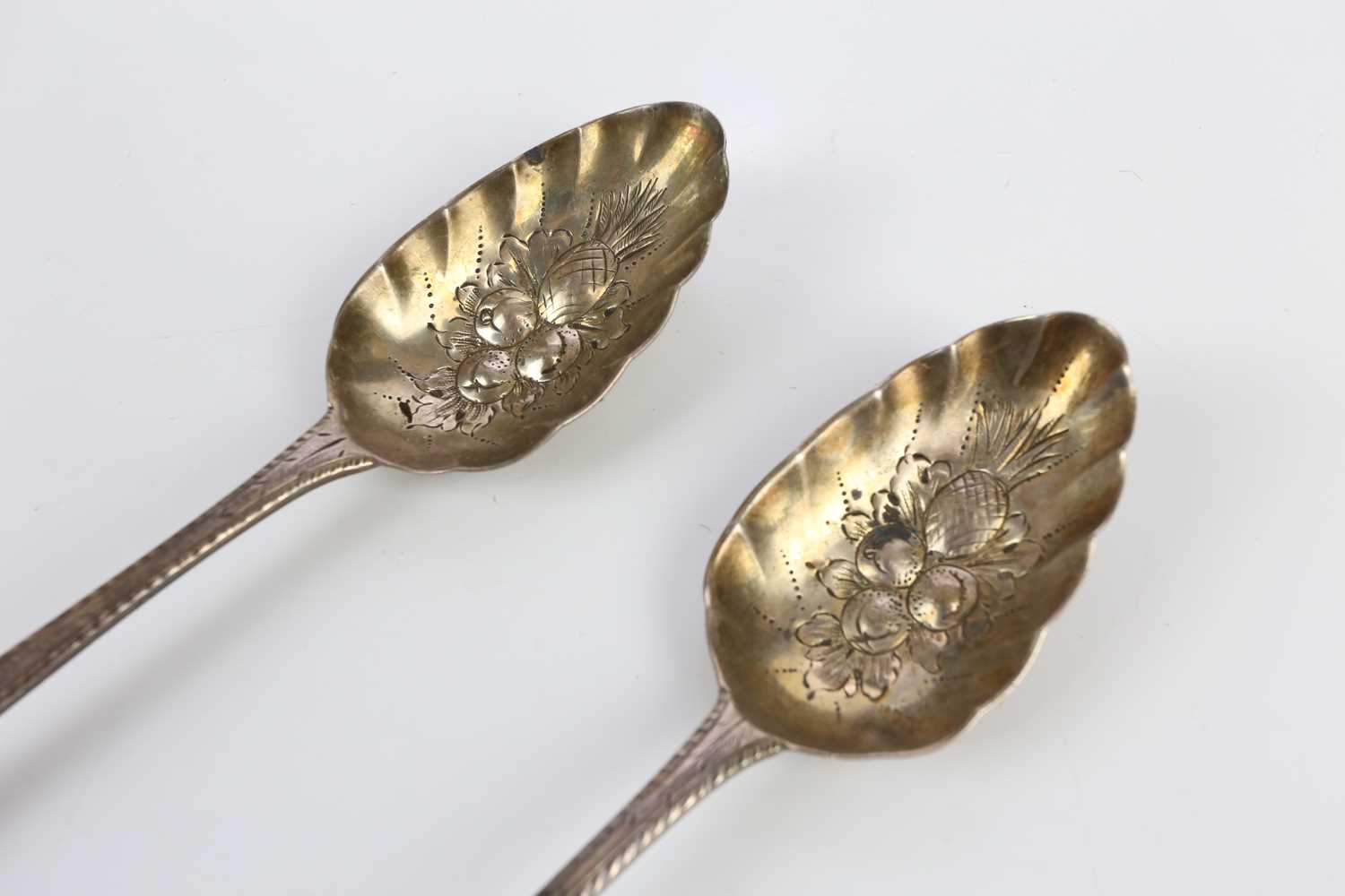 GEORGE SMITH & WILLIAM FEARN; a pair of hallmarked silver Georgian berry spoons, London 1794, - Image 2 of 5