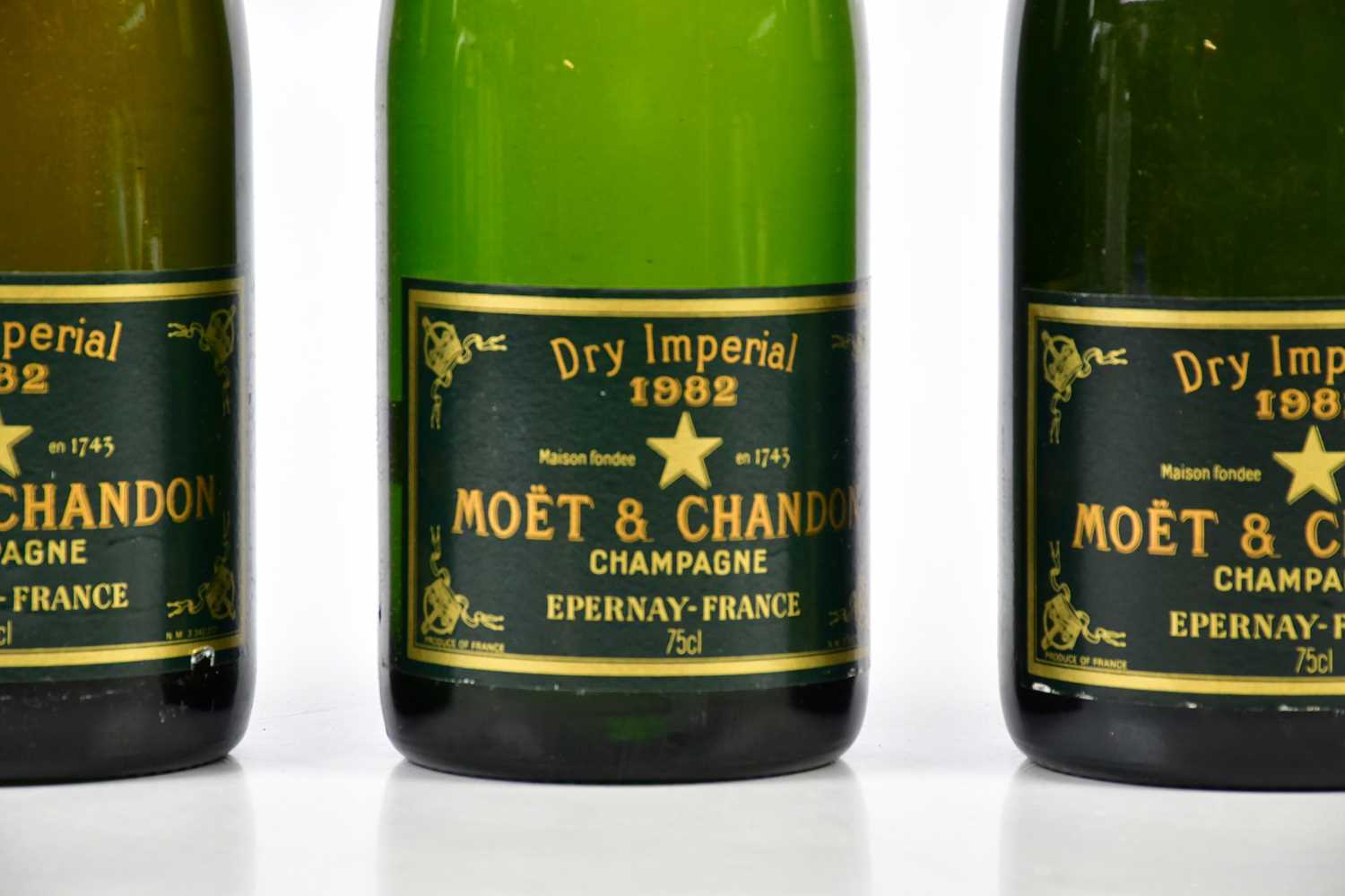 CHAMPAGNE; three bottles Moet & Chandon 1982, Dry Imperial, 75cl. - Image 3 of 4
