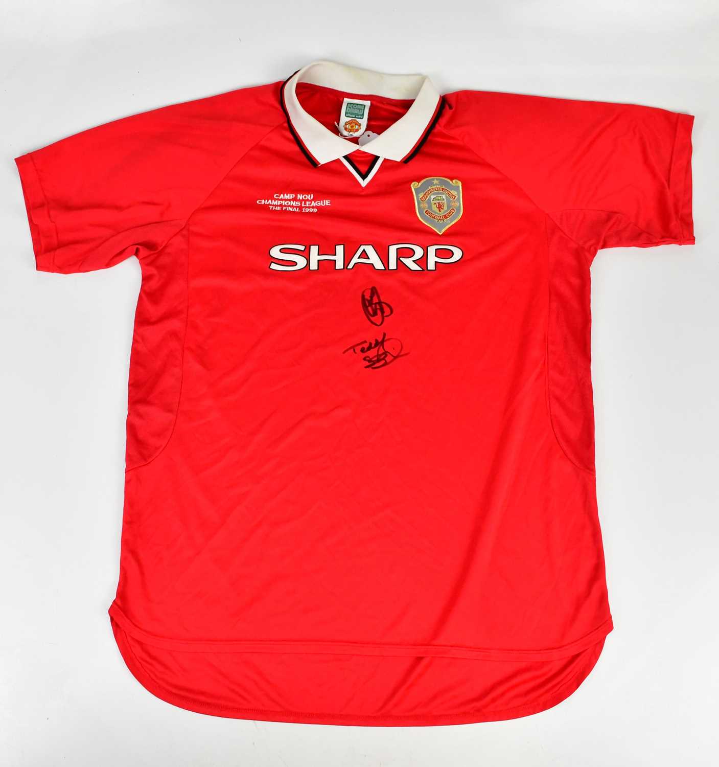 MANCHESTER UNITED; a signed Camp Nou Champions League The Final 1990 retro style football shirt,