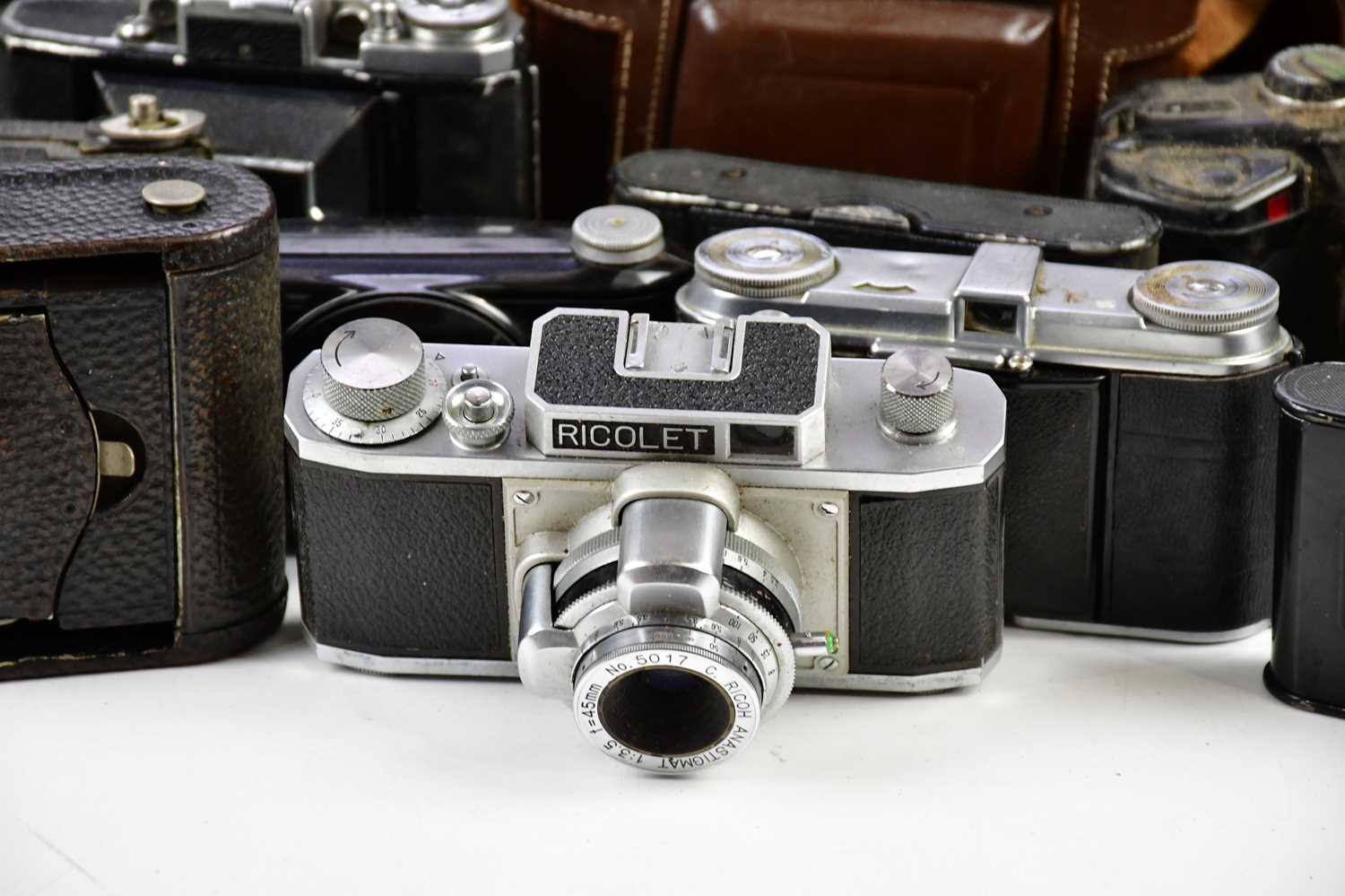 A collection of film cameras, to include a Riken Ricolet with a Ricoh 45mm f3.5, an Edixa-MAT Reflex - Image 2 of 7