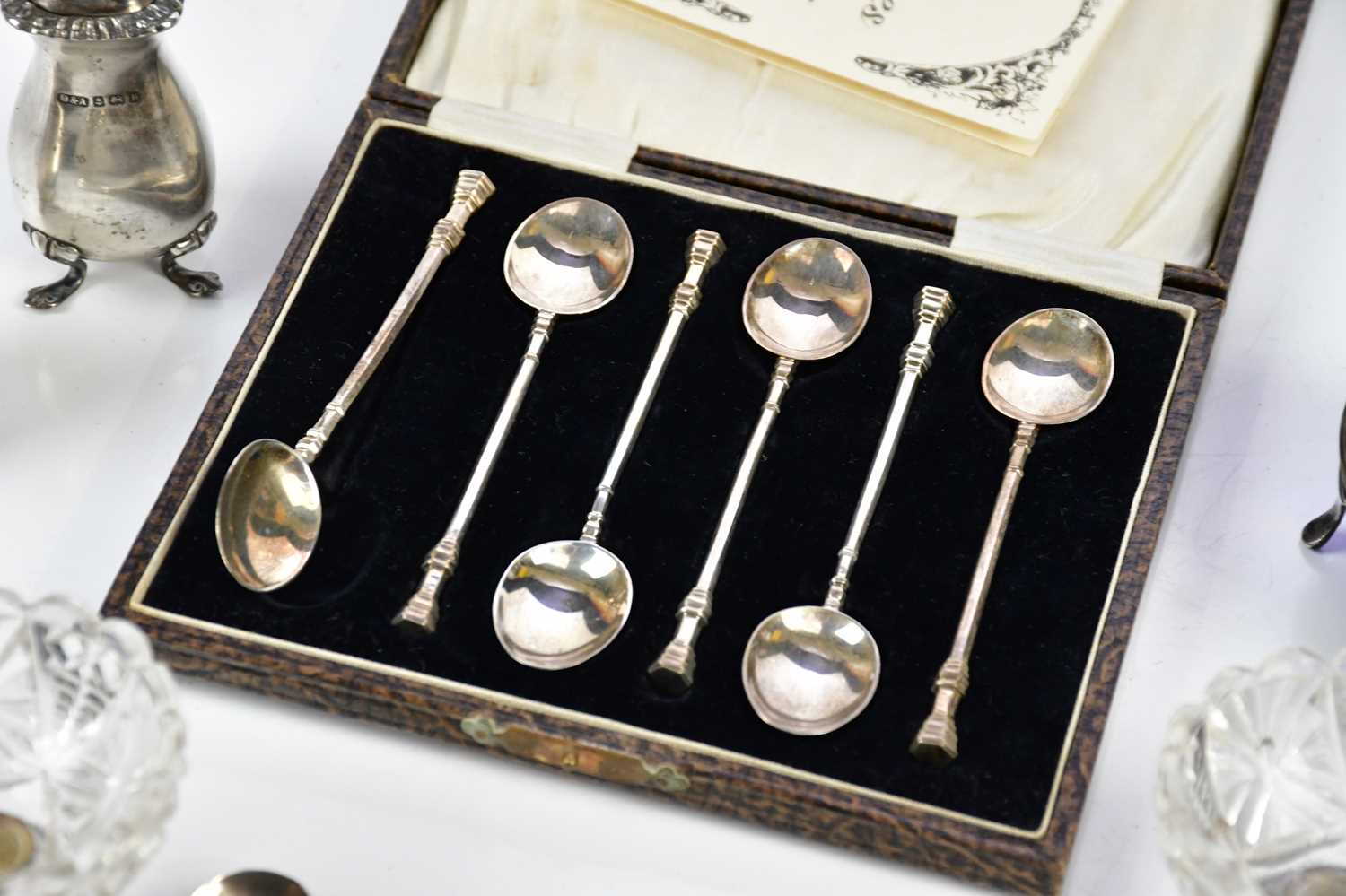 A George III hallmarked silver oval salt, London, 1815, with two condiments and a set of six - Image 3 of 3