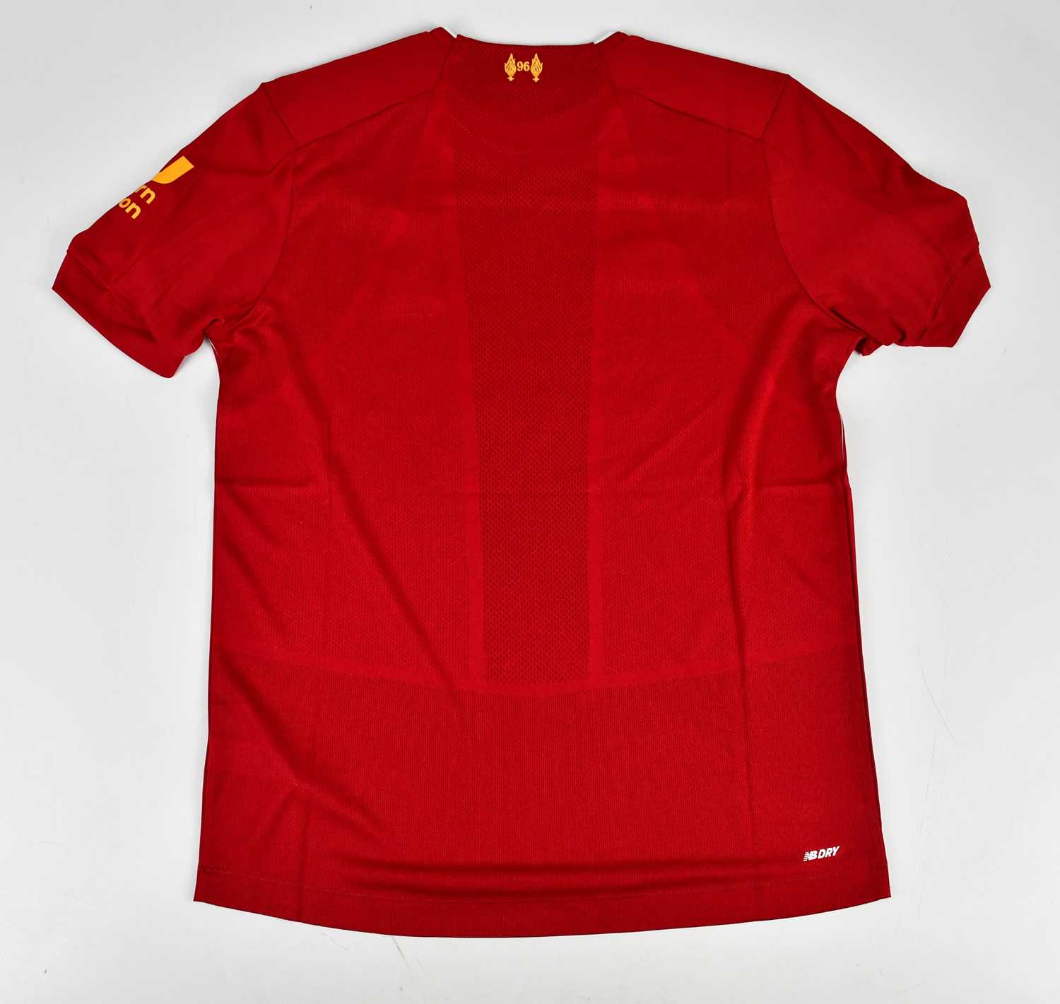 JURGEN KLOPP; a signed Liverpool Premier League Winner football shirt, signed to the front, size - Bild 3 aus 3