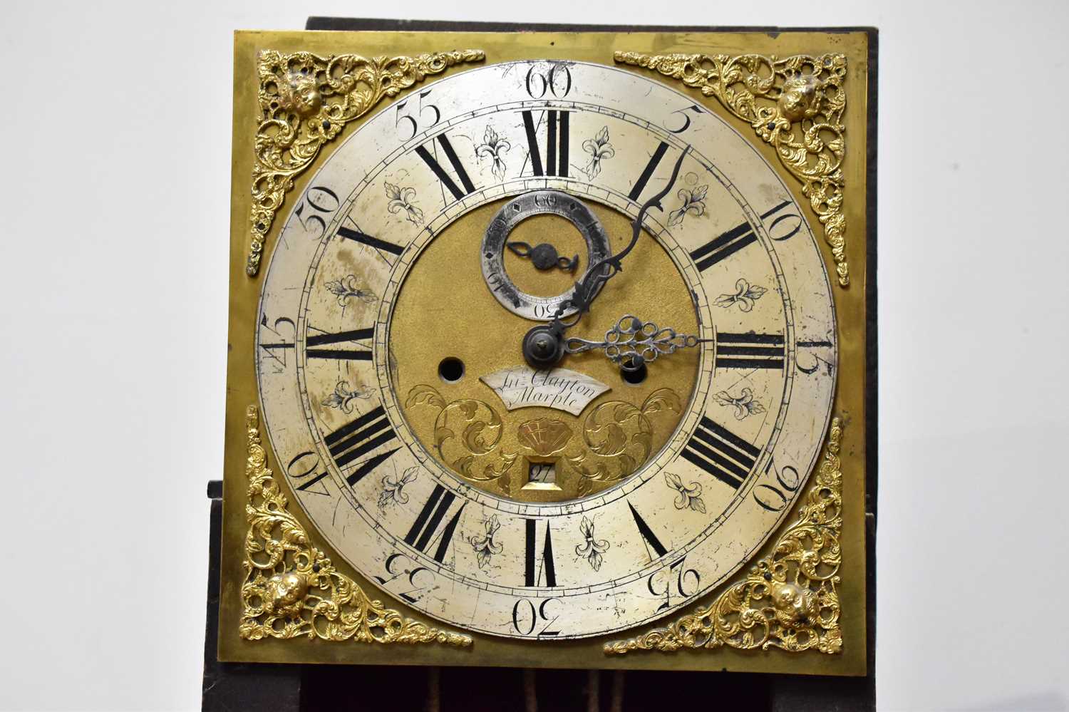 JAMES CLAYTON MARPLE; an 18th century thirty hour longcase clock, the applied silvered chapter - Bild 3 aus 5