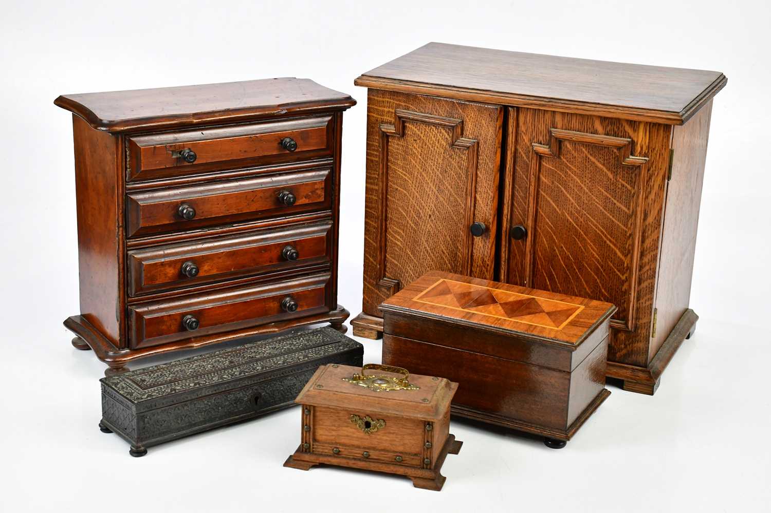 A Victorian specimen chest of four drawers on bun feet, height 28cm, width 29cm, depth 12cm, a 1920s