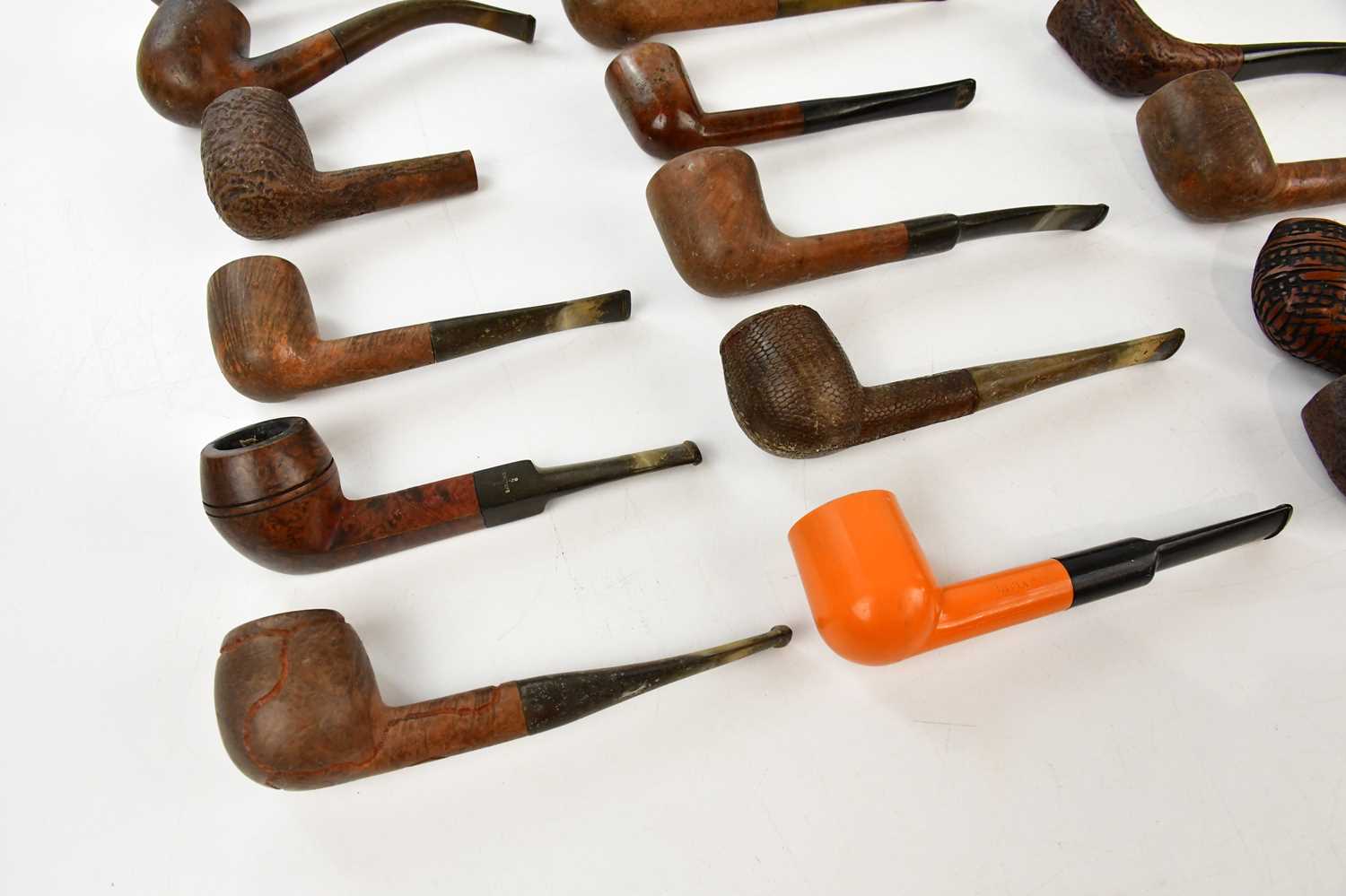 A collection of smoking pipes, to include bronze, Dunhill, Lorenzo, Bewley, Selected Grain, Carey - Image 2 of 4