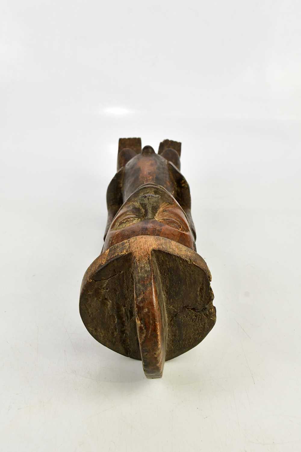 A Nkisi carved wooden Congo spirit figure, height 51cm. - Bild 5 aus 6
