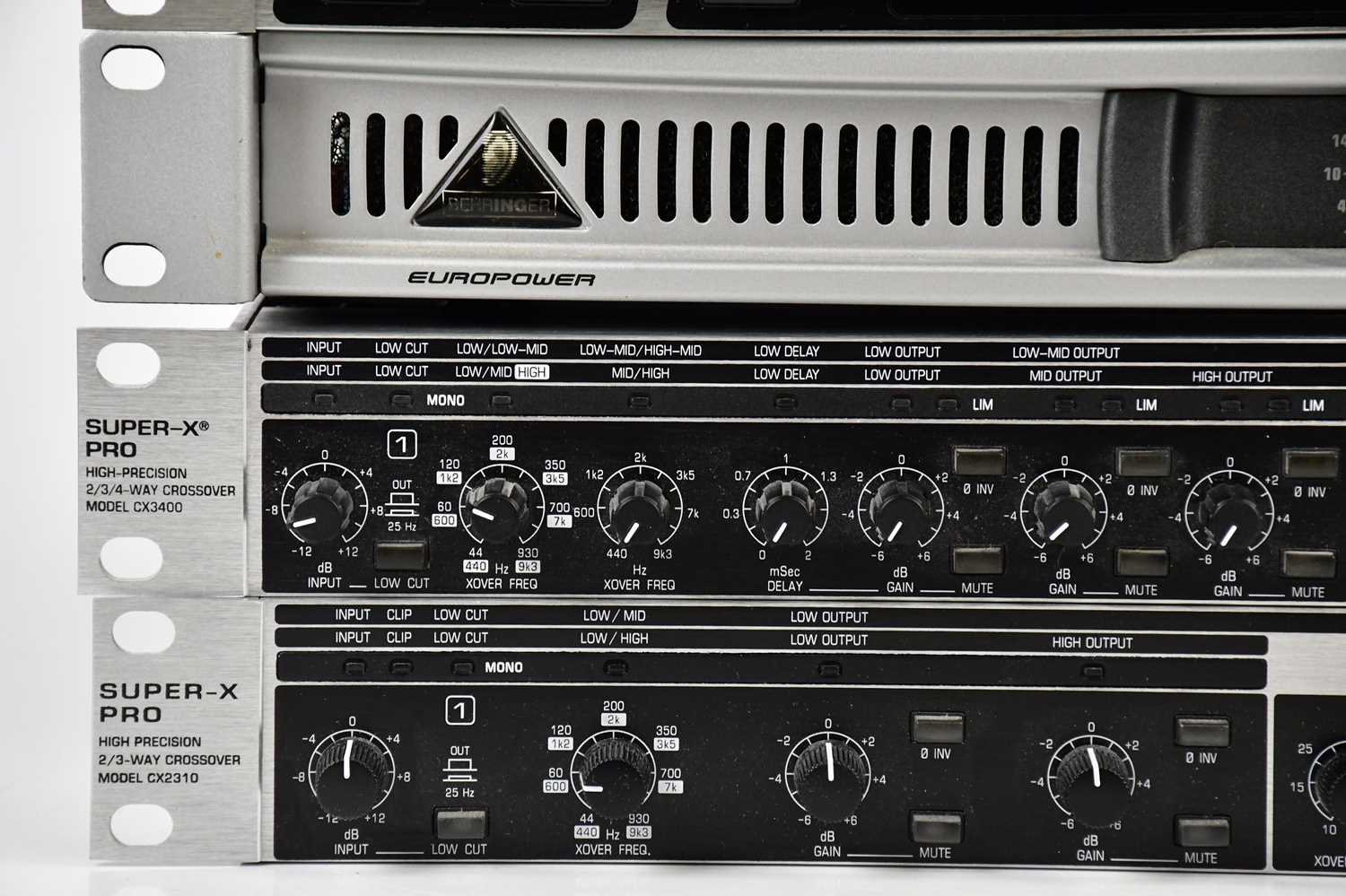 BEHRINGER; a Europower EPQ900 stereo power amplifier, date code 1101, with instruction booklet, a - Image 3 of 6