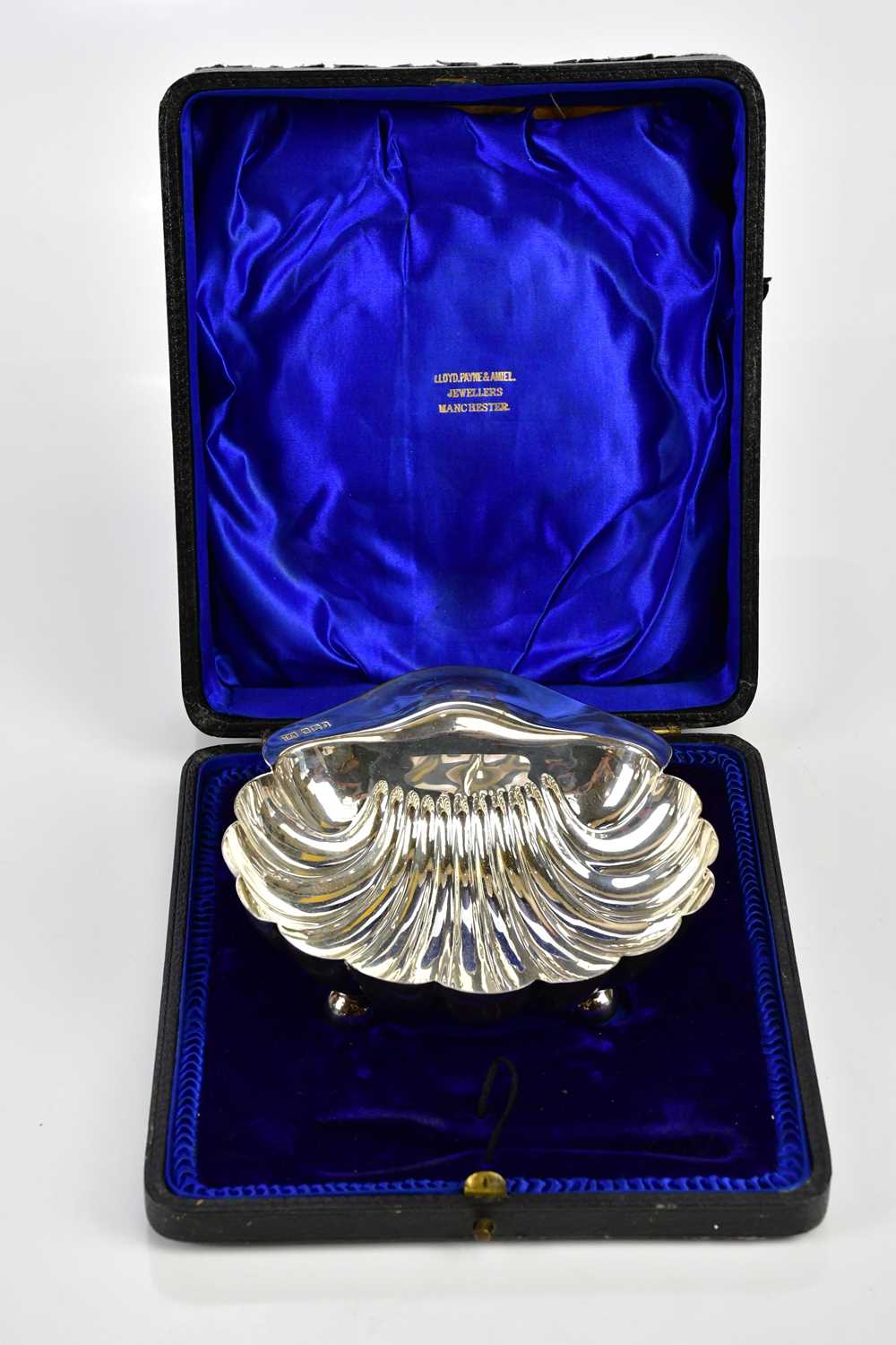 AITKEN BROS; a George V hallmarked silver shell shaped butter dish, Sheffield 1910, approx weight - Image 5 of 5