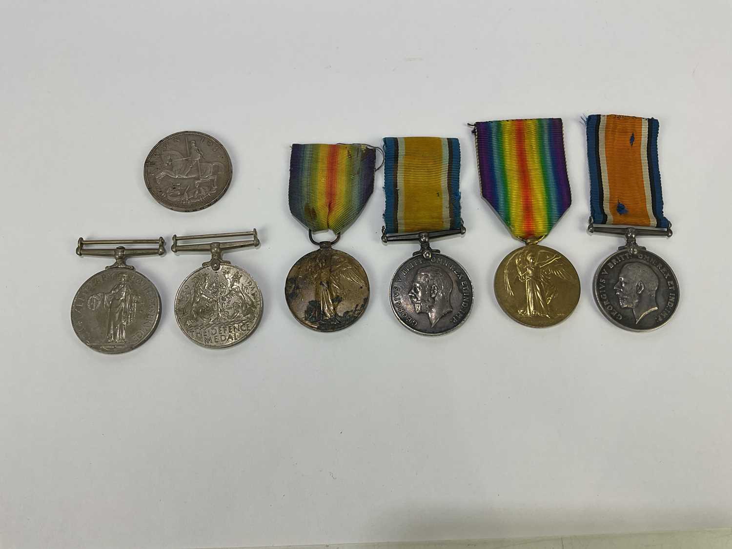A WWI medal pair awarded to 6068 Pte J.J. Wills, 6 Lond.R., with a further WWI medal pair awarded