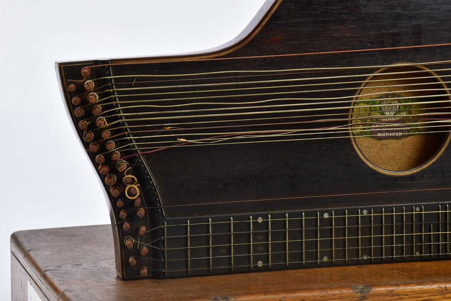 J HASLWANTER; a German rosewood zither in oak case. - Bild 3 aus 4