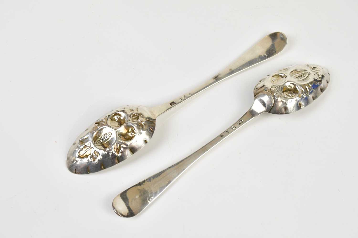 WILLIAM DAVIE; a pair of George III hallmarked silver berry spoons, Edinburgh 1783 (probably), - Image 5 of 6