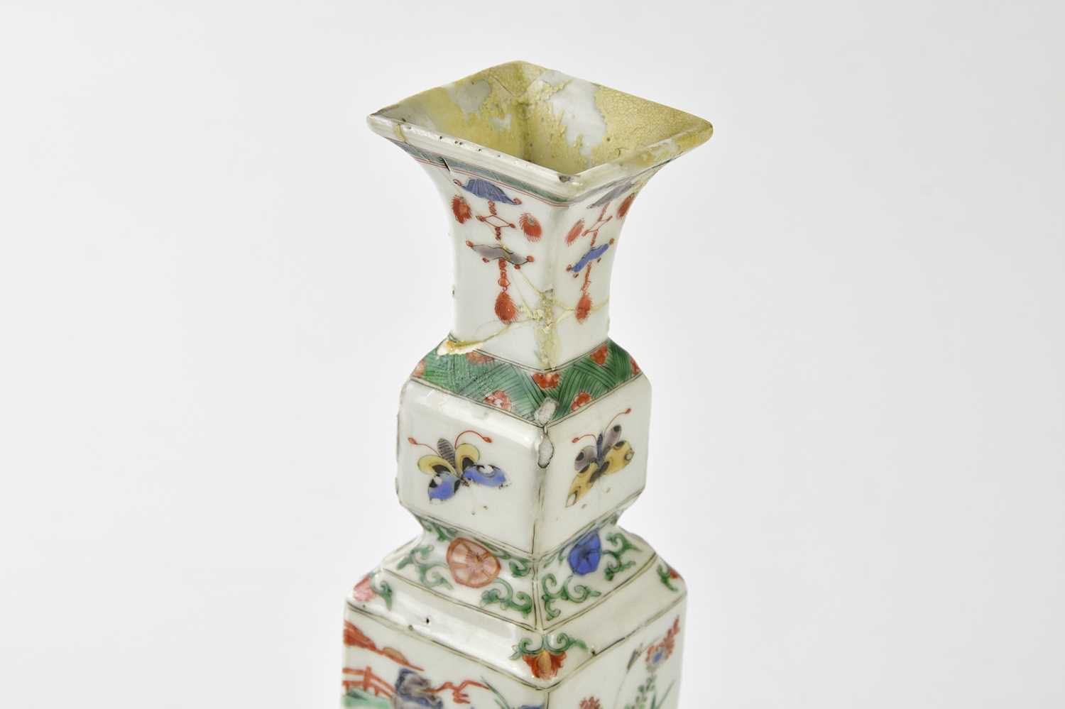 A pair of 18th century Chinese Famille Verte Wucai porcelain vases, of square form, each painted - Image 11 of 17