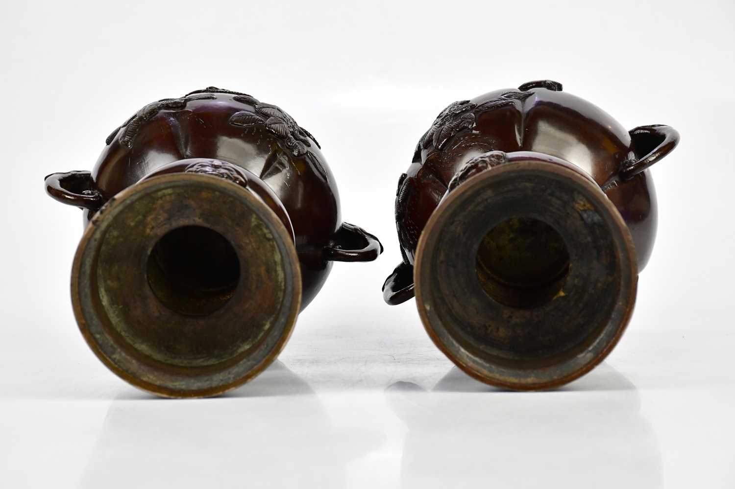 A pair of Japanese Meiji period koros and covers, the pierced covers mounted with Dogs of Fo above - Image 10 of 10