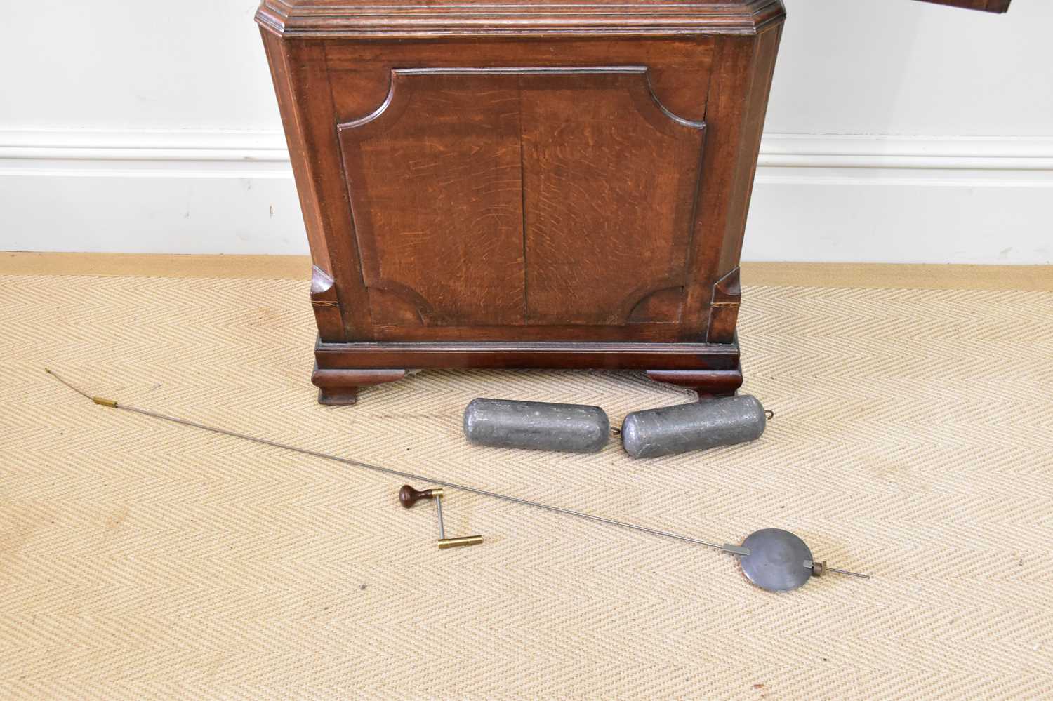 COATS, WIGAN; a late 18th century eight day longcase clock, the brass face with applied silvered - Bild 4 aus 6