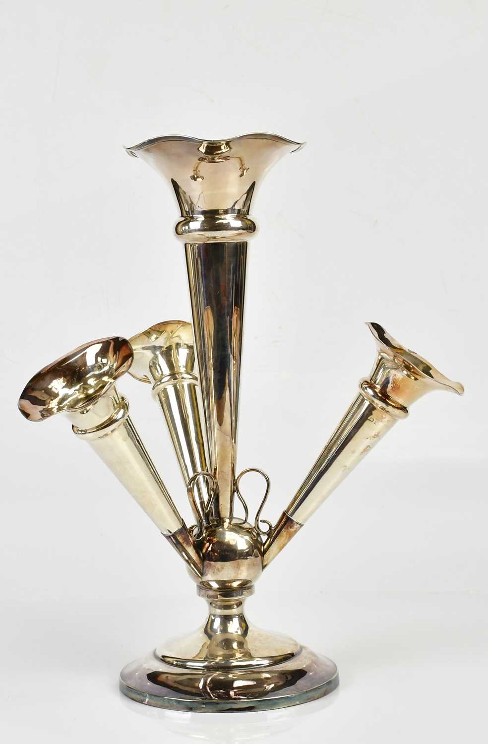 A George V hallmarked silver four branch epergne, Birmingham 1923, height 35cm (weighted). - Image 2 of 5