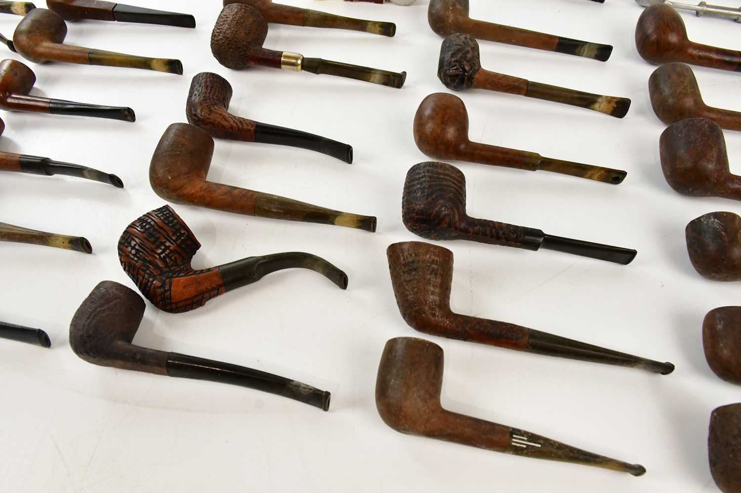 A collection of smoking pipes, to include bronze, Dunhill, Lorenzo, Bewley, Selected Grain, Carey - Image 4 of 4