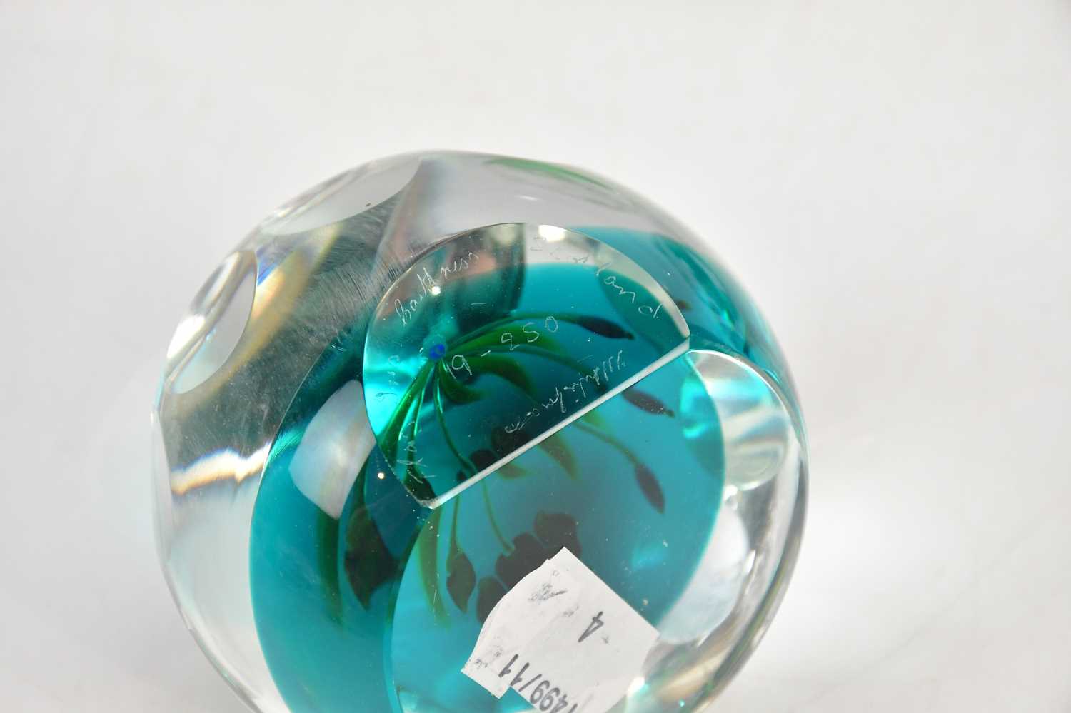 WHITEFRIARS, CAITHNESS; four contemporary faceted glass limited edition paperweights including ' - Bild 4 aus 4