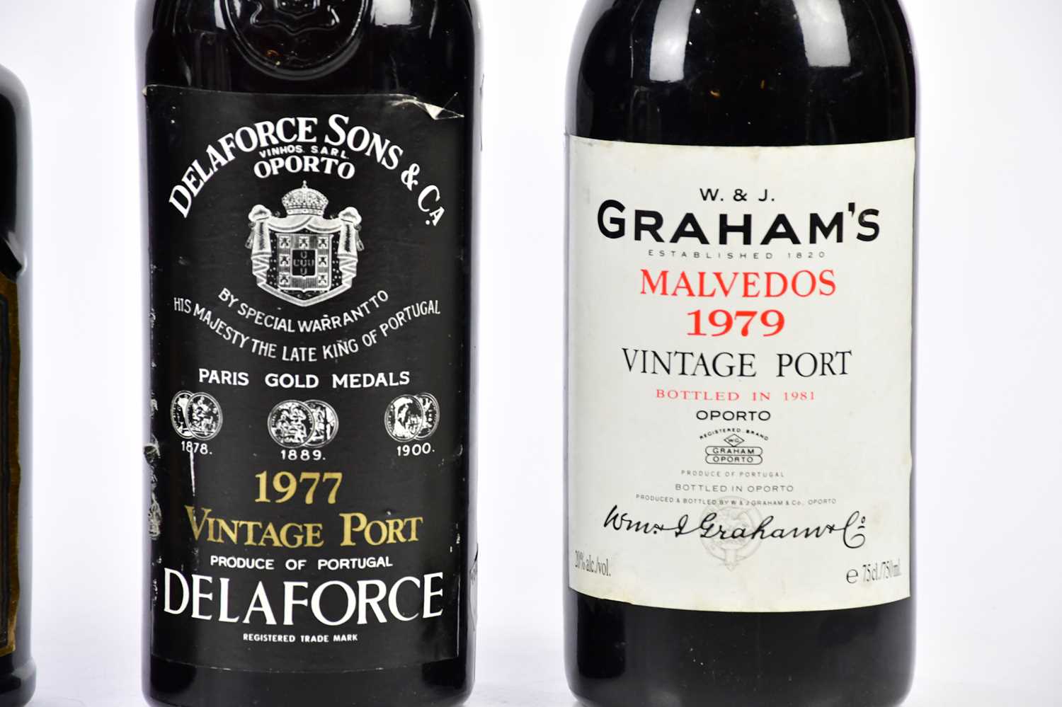 PORT; five bottles comprising a bottle of Ferreira Porto, 19.5%, 75cl, a bottle Delaforce Sons & - Bild 4 aus 4