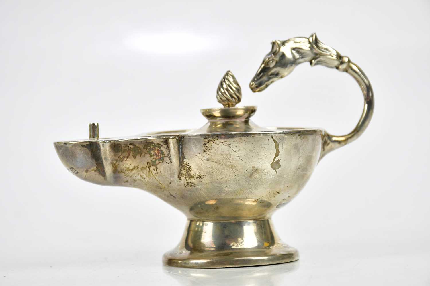 MAPPIN & WEBB; a Victorian hallmarked silver table lighter, with horse head handle, London 1896, - Image 2 of 4