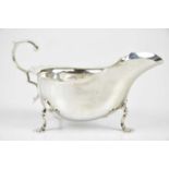 MARTIN, HALL & CO; a George V hallmarked silver sauce boat, Sheffield 1911, approx weight 4.3ozt/