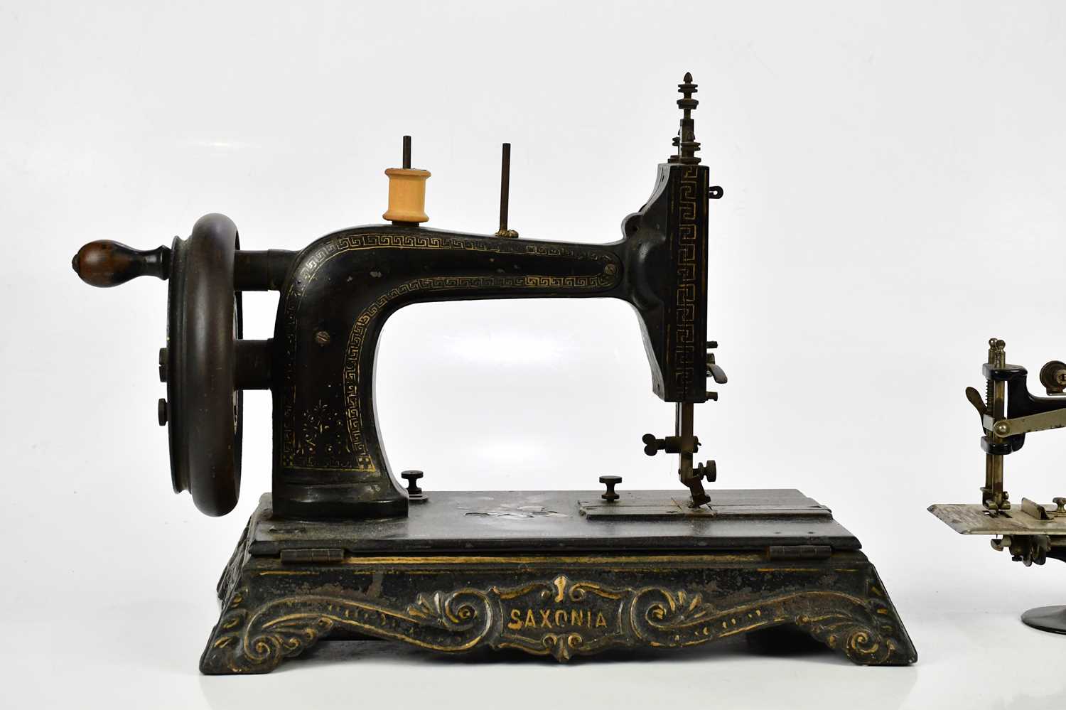 SAXONIA; a vintage manual sewing machine with mother of pearl and gilt decoration, length 35cm, - Image 3 of 5