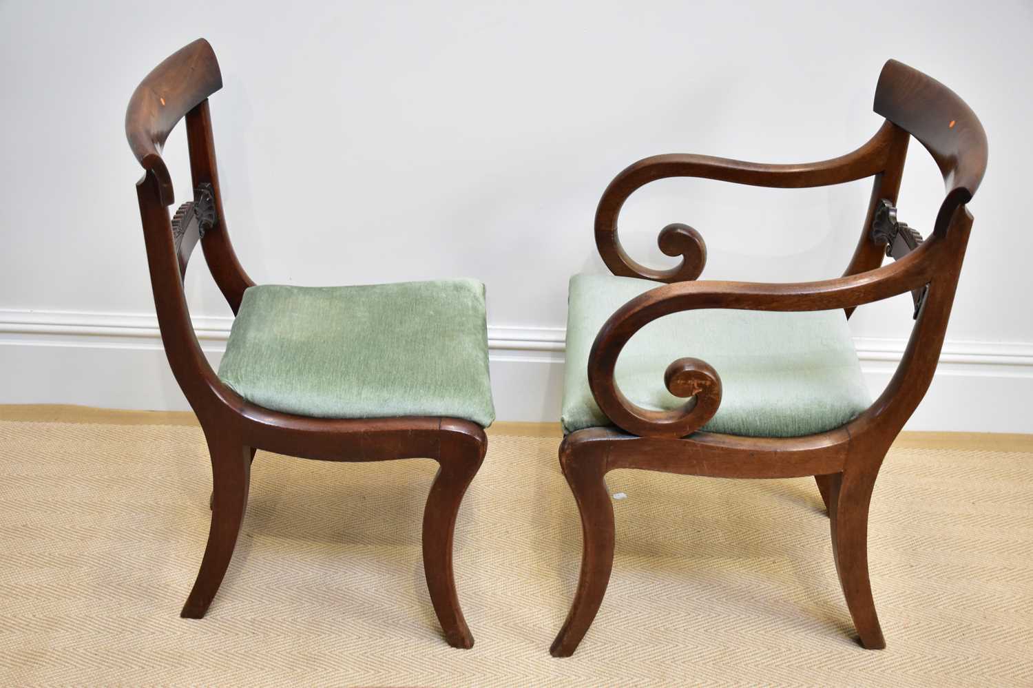 A set of six Regency mahogany bar back dining chairs with drop-in seats and sabre legs (4+2). - Image 2 of 5