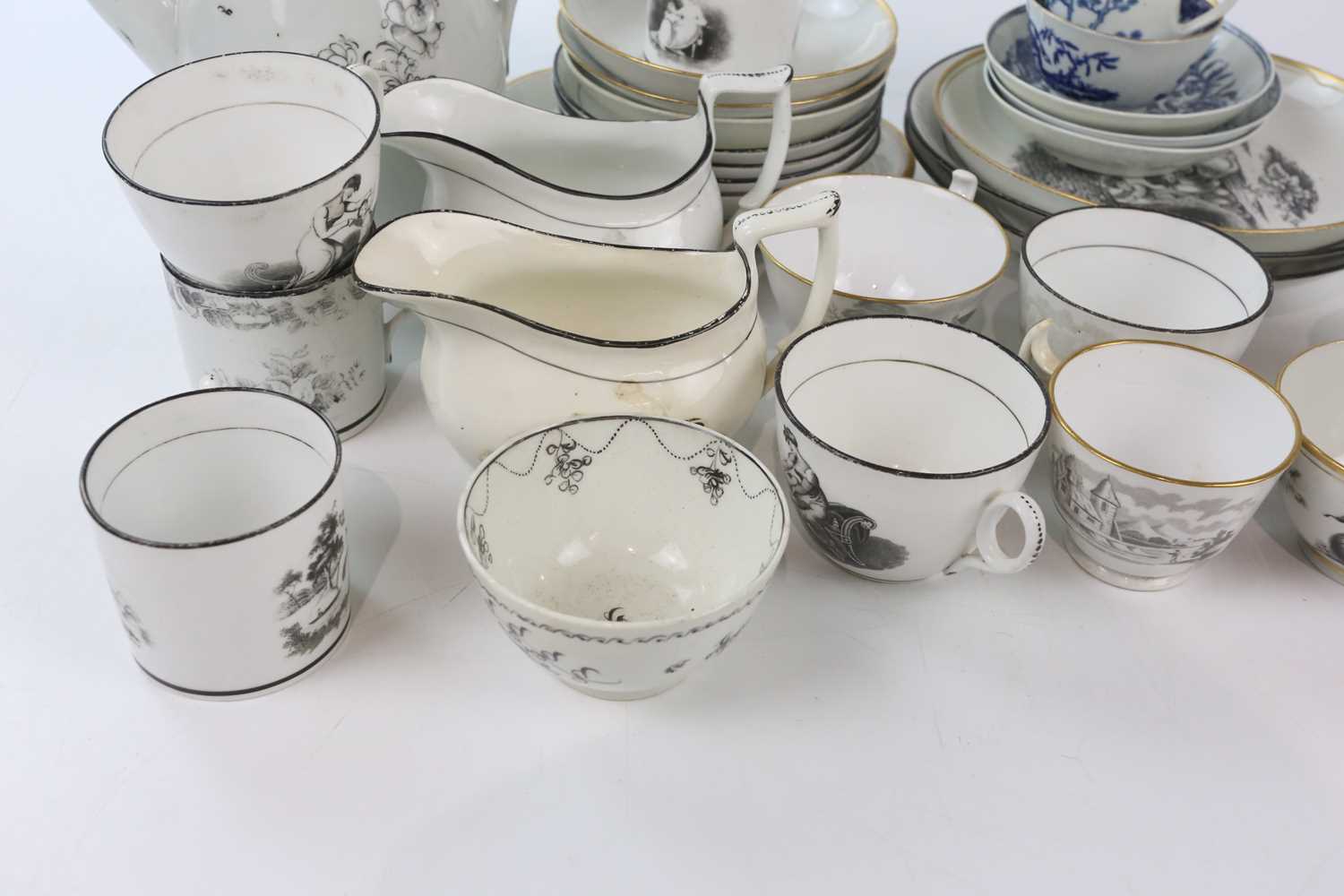 NEW HALL; a collection of twenty-five tea and coffee wares, decorated with monochrome patterns and - Bild 4 aus 5