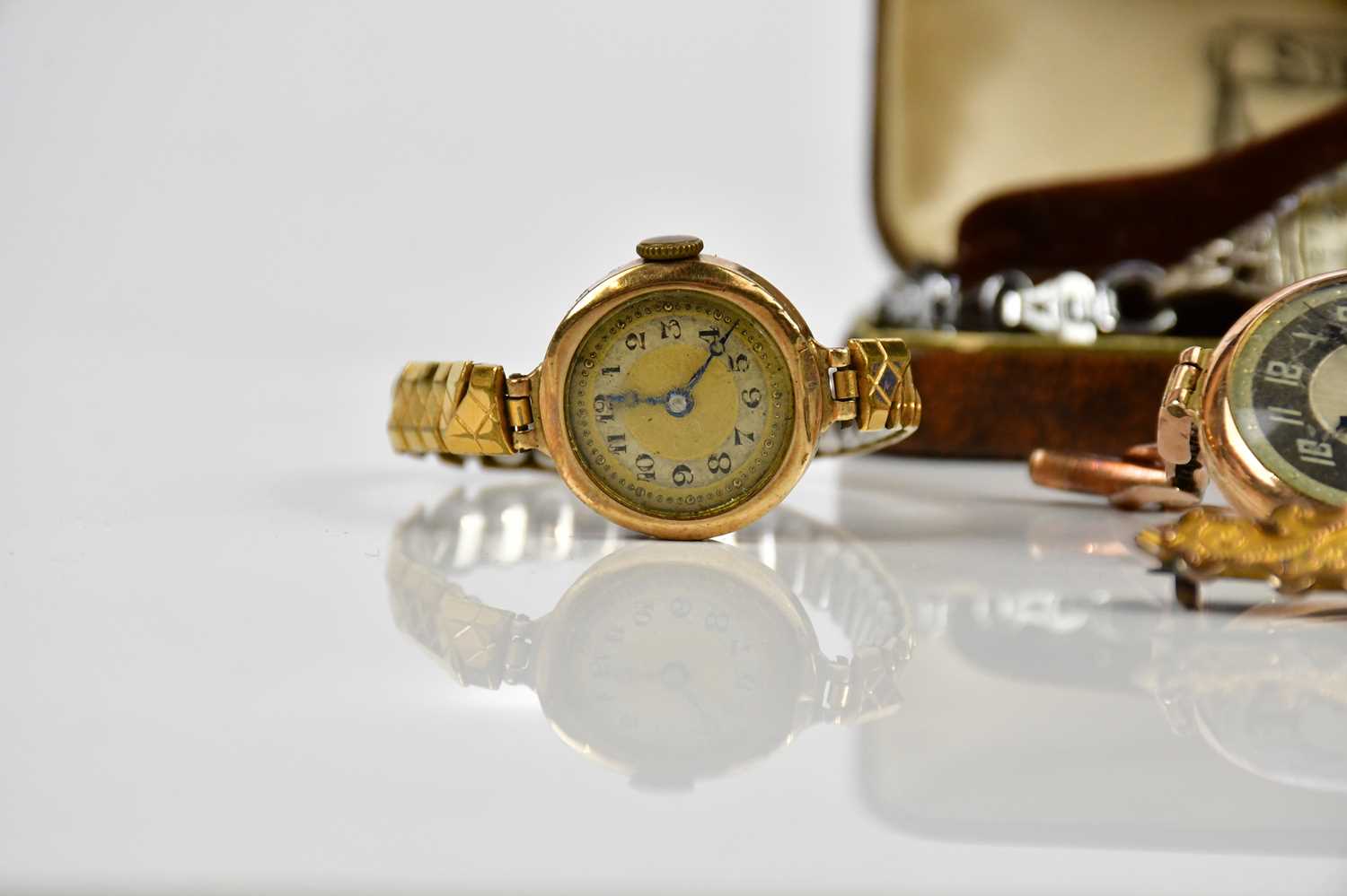 BENTIMA; a lady's 9ct gold cased wristwatch, the silvered dial set with Arabic numerals, diameter - Bild 6 aus 6