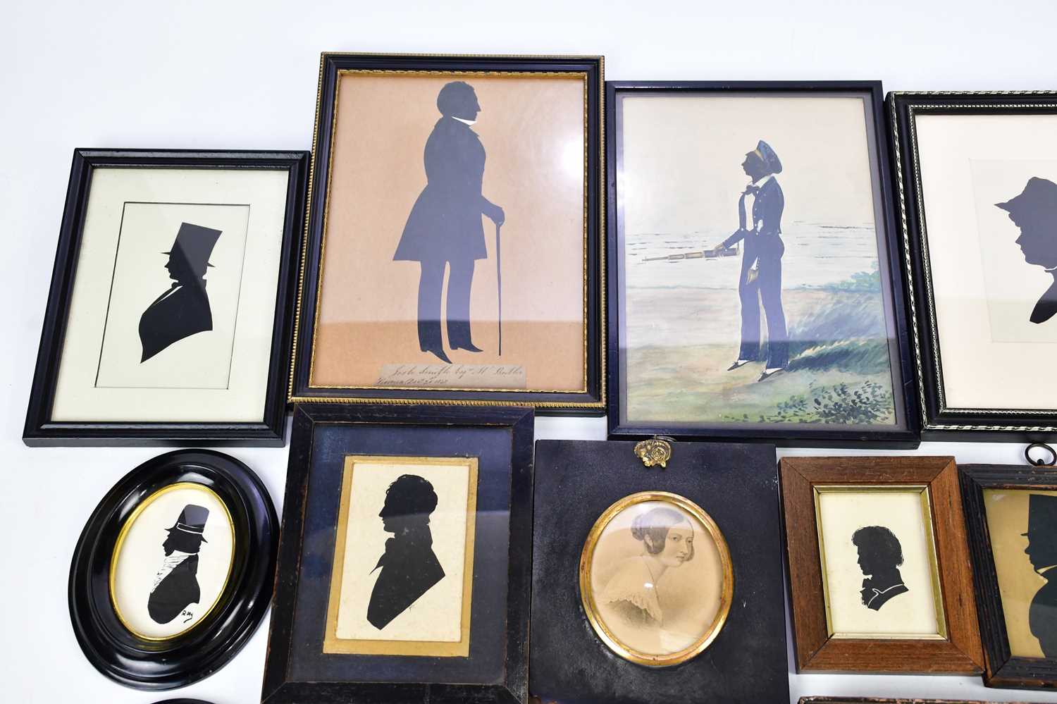 A collection of various silhouettes, including an example on painter's palette, 17 x 13cm. Condition - Image 2 of 5