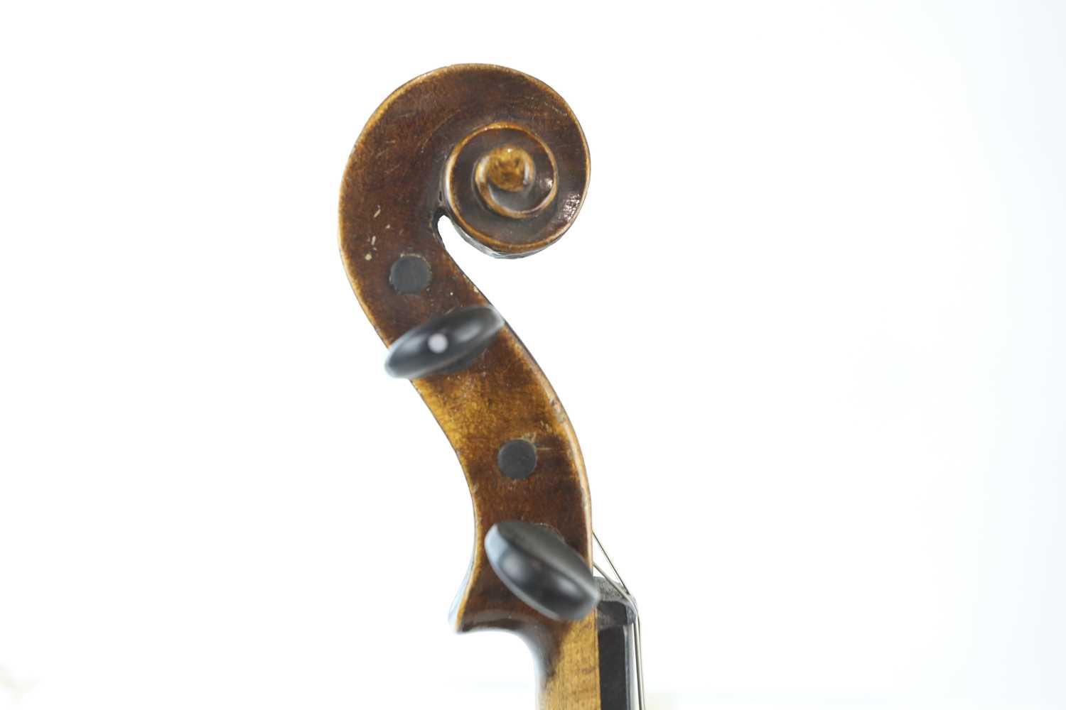 A German violin with a 36cm two piece back and bow. - Image 6 of 12