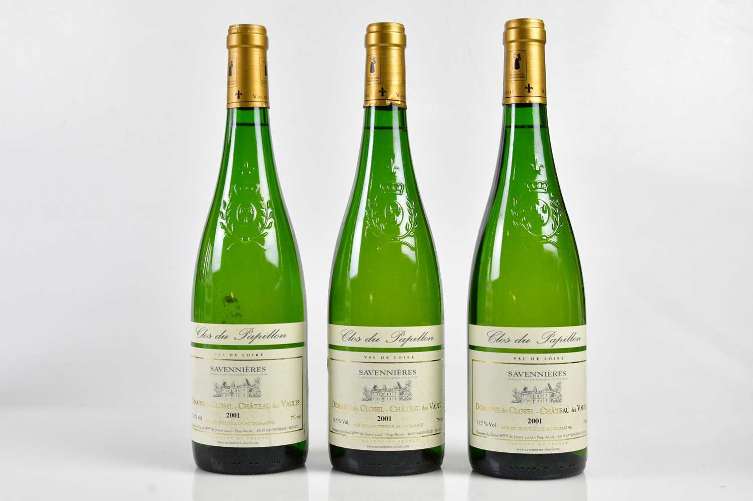 WHITE WINE; six bottles Savennieres Domaine du Closel - Chateau Des Vaults, 2001, 750ml, 13.5%, in - Image 5 of 5