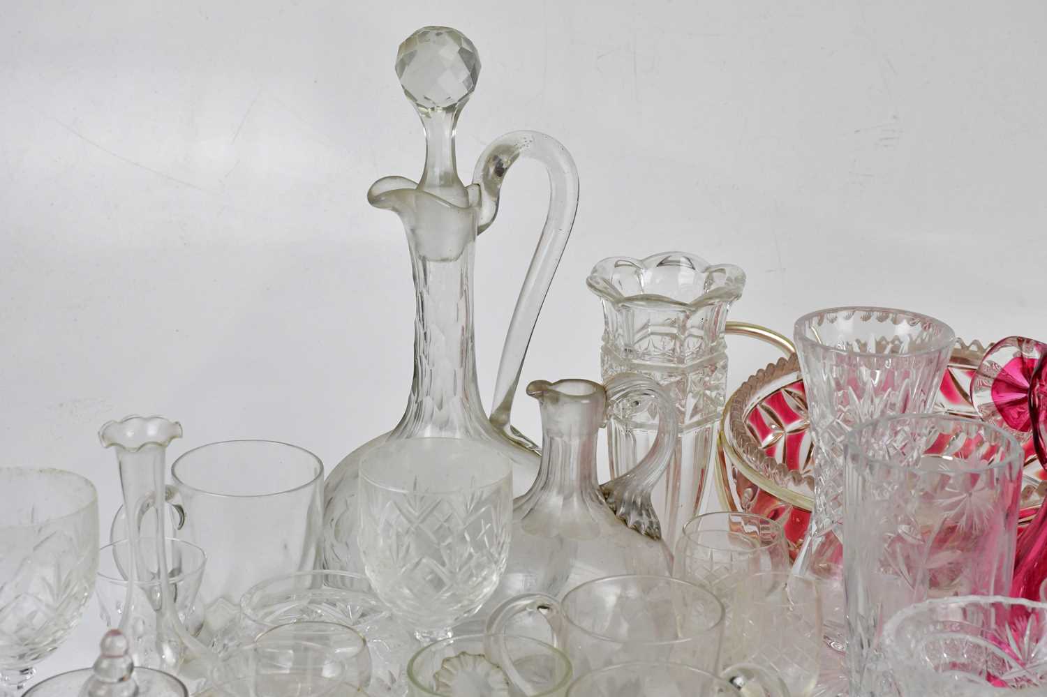 A collection of Victorian and later glassware, including a cranberry glass vase, various cut - Bild 5 aus 5