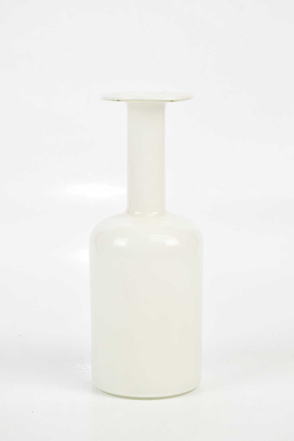 OTTO BRAUER FOR HOLMEGAARD; a white opal glass 12" gulvvase vase, height 24.5cm. Condition Report: