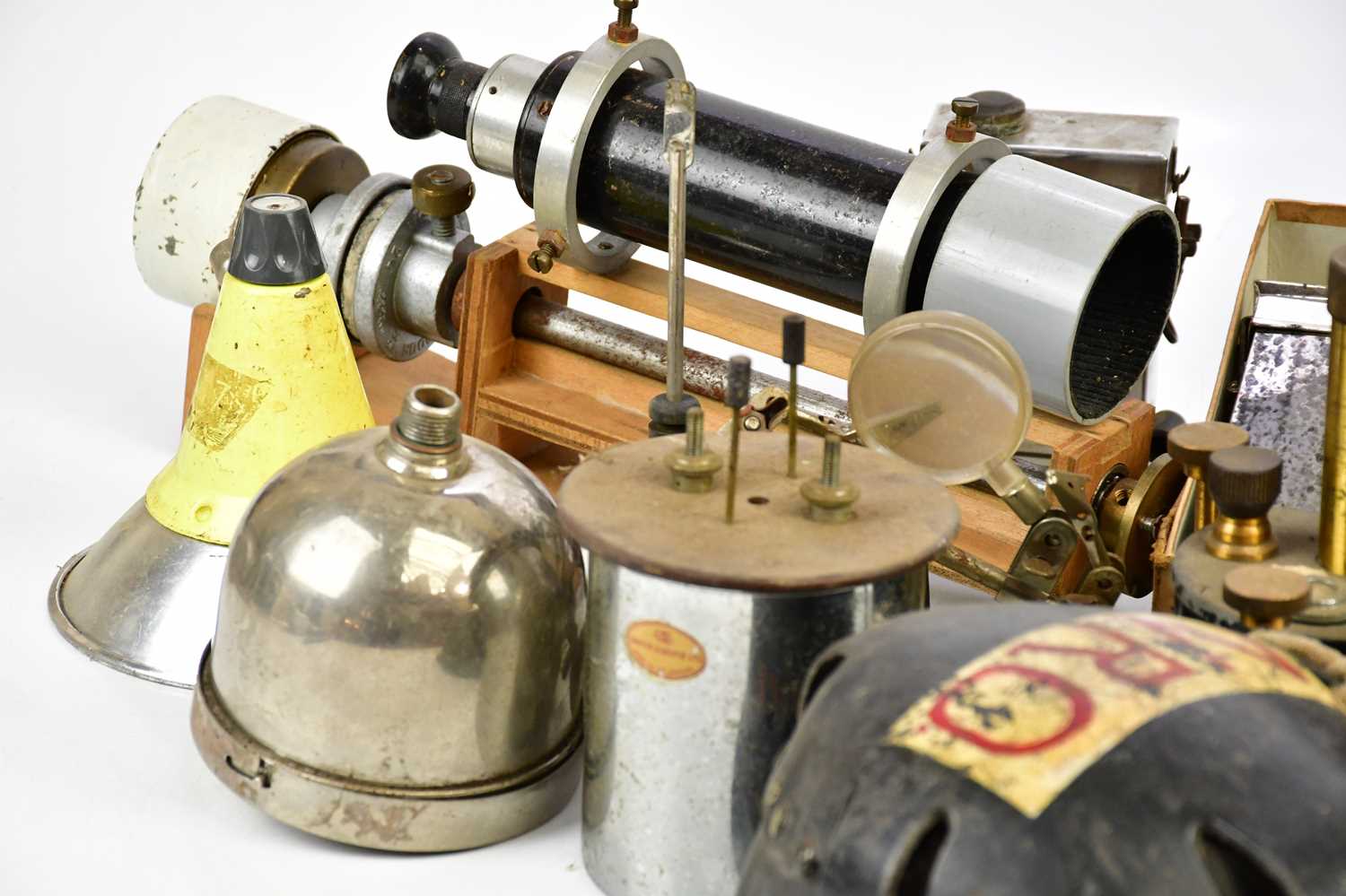 A Zenith Electric Co variable transformer, with an Endecotts Ltd laboratory test sieve set, a - Image 4 of 6