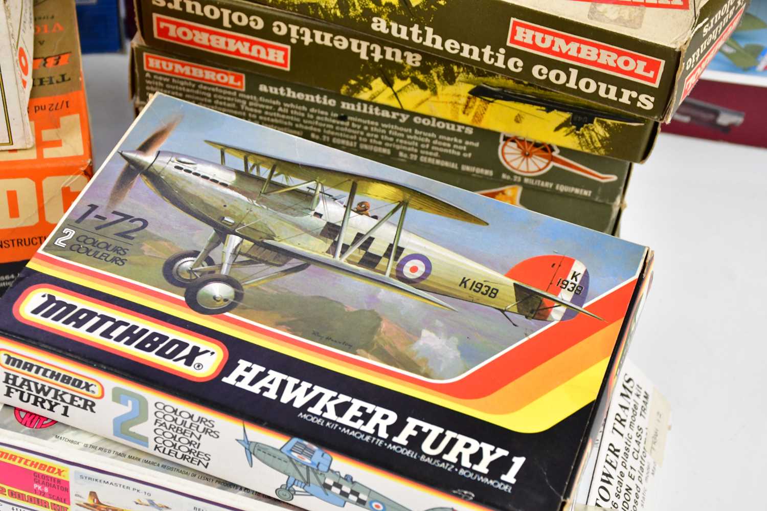 A collection of assorted model kits including a Frog Vickers Vimy, Sopwith Camel F.1, etc. - Image 2 of 3