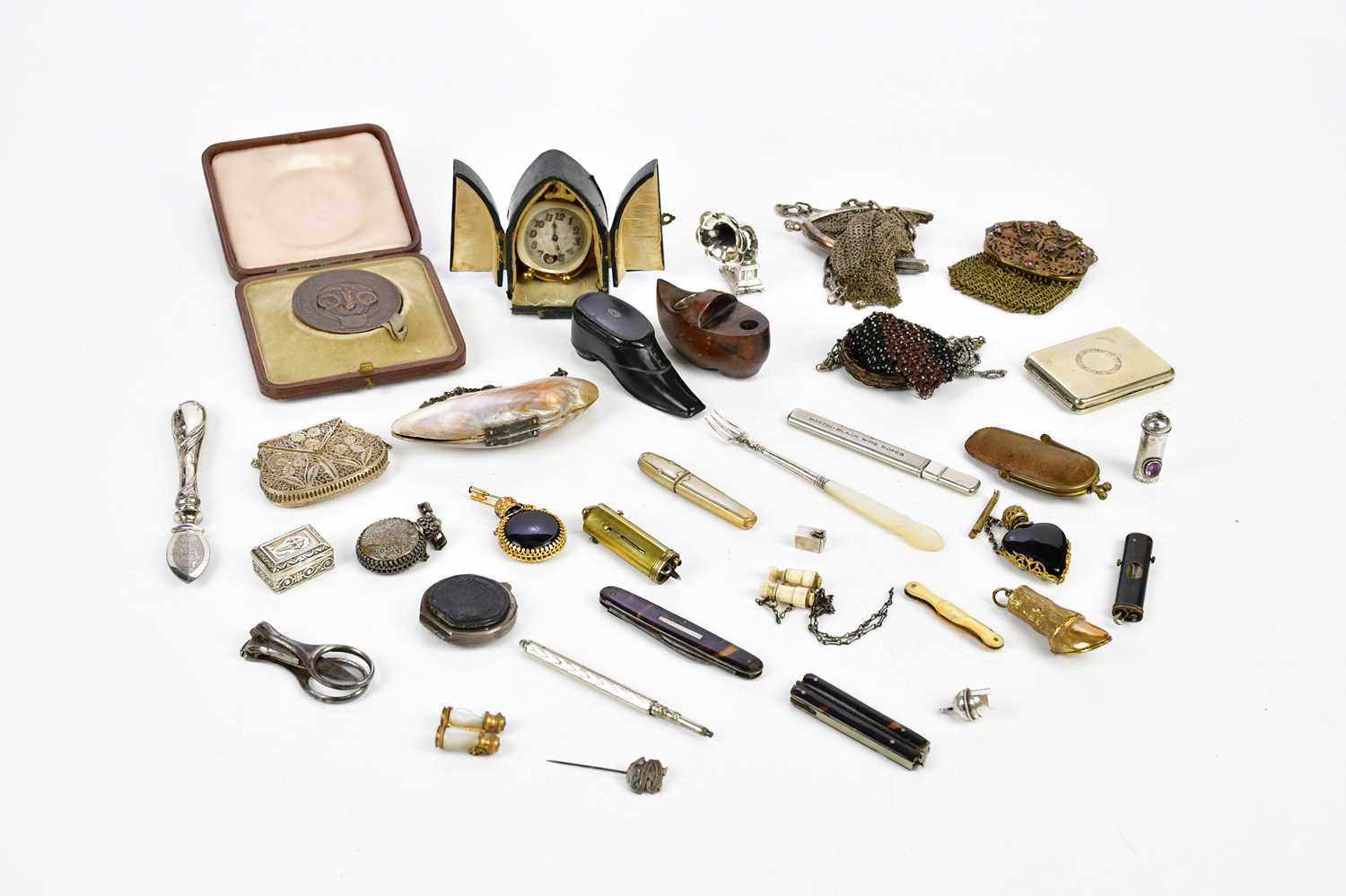 A collection of 19th century and later collectors' items including a bronze medal awarded to W.